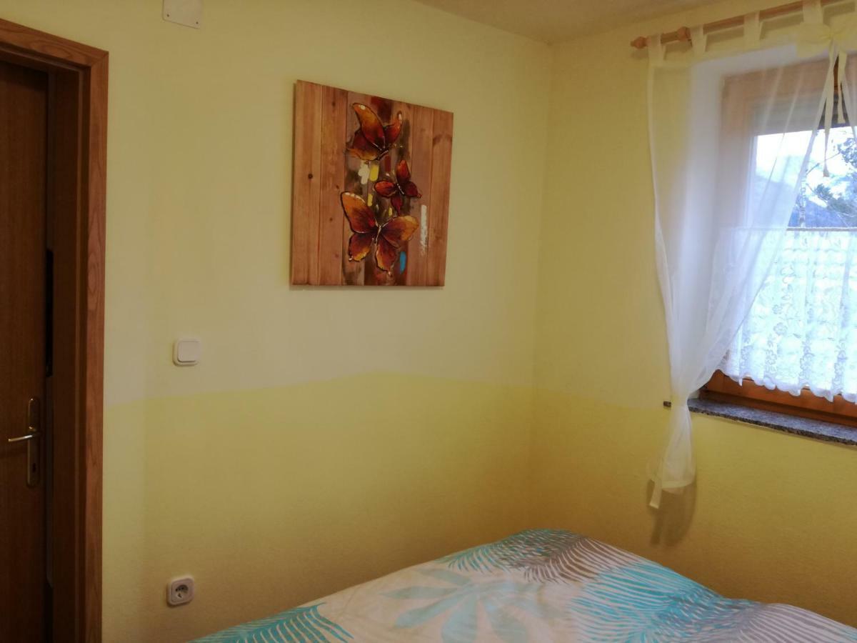 Apartma Marjetica Blejska Dobrava ภายนอก รูปภาพ