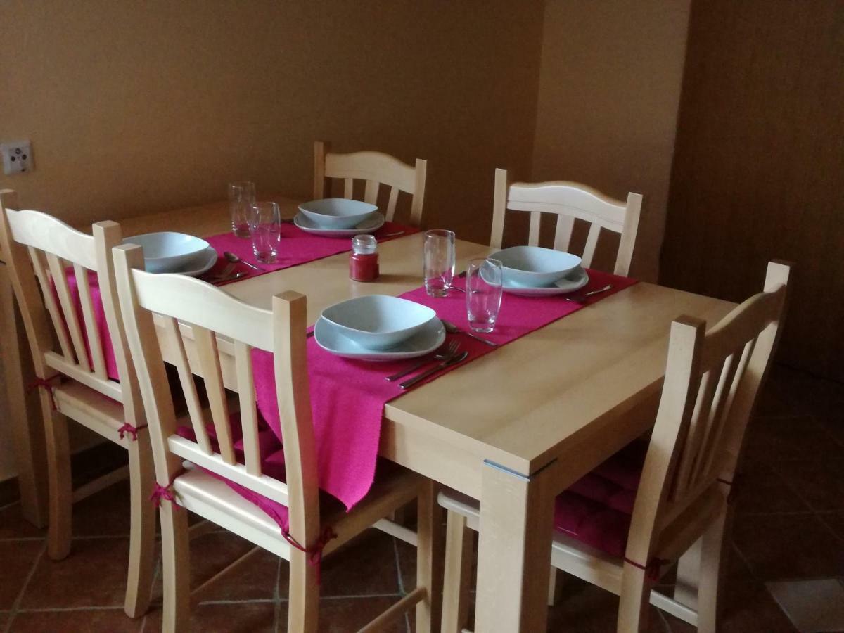 Apartma Marjetica Blejska Dobrava ภายนอก รูปภาพ