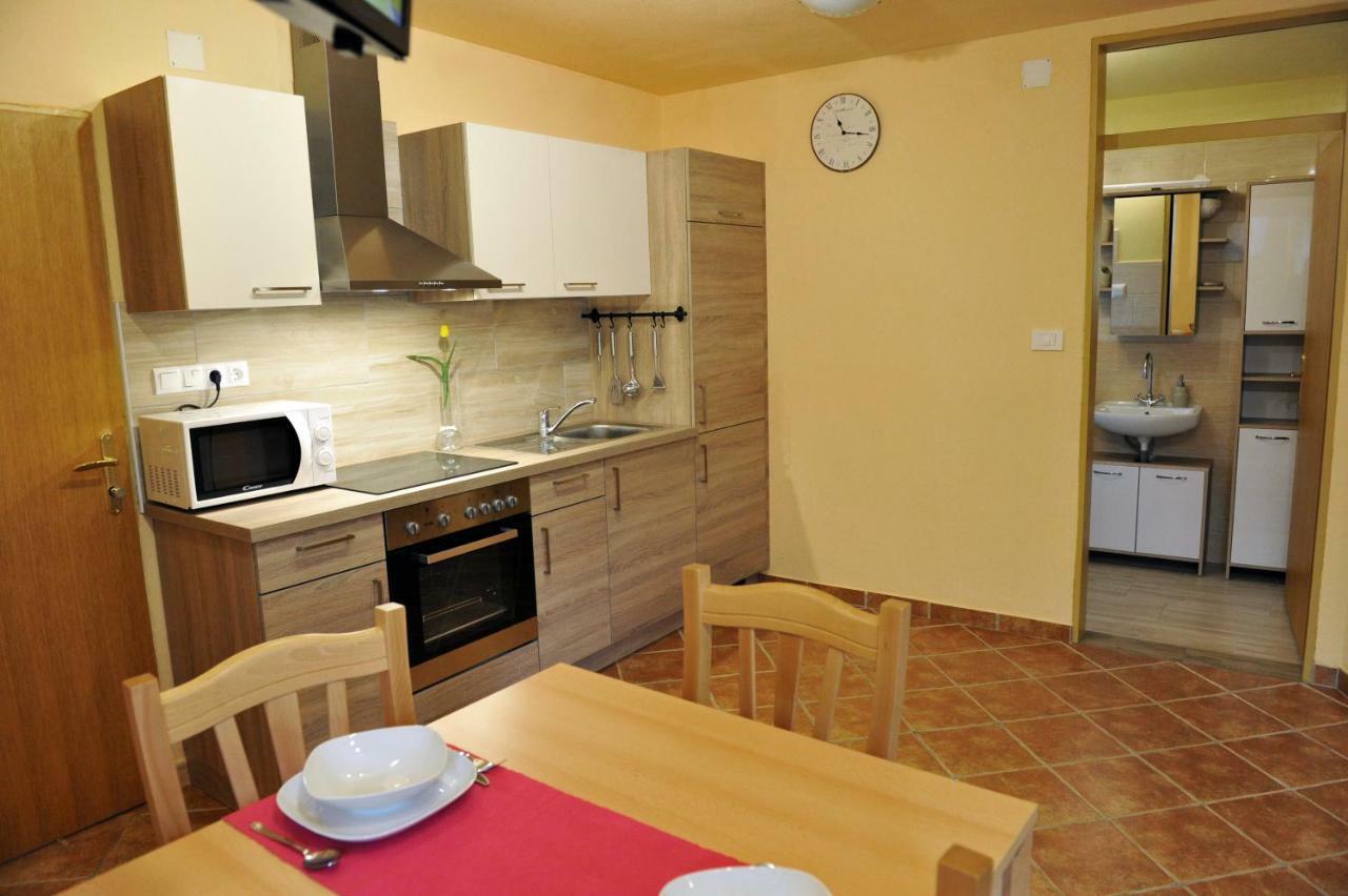 Apartma Marjetica Blejska Dobrava ภายนอก รูปภาพ